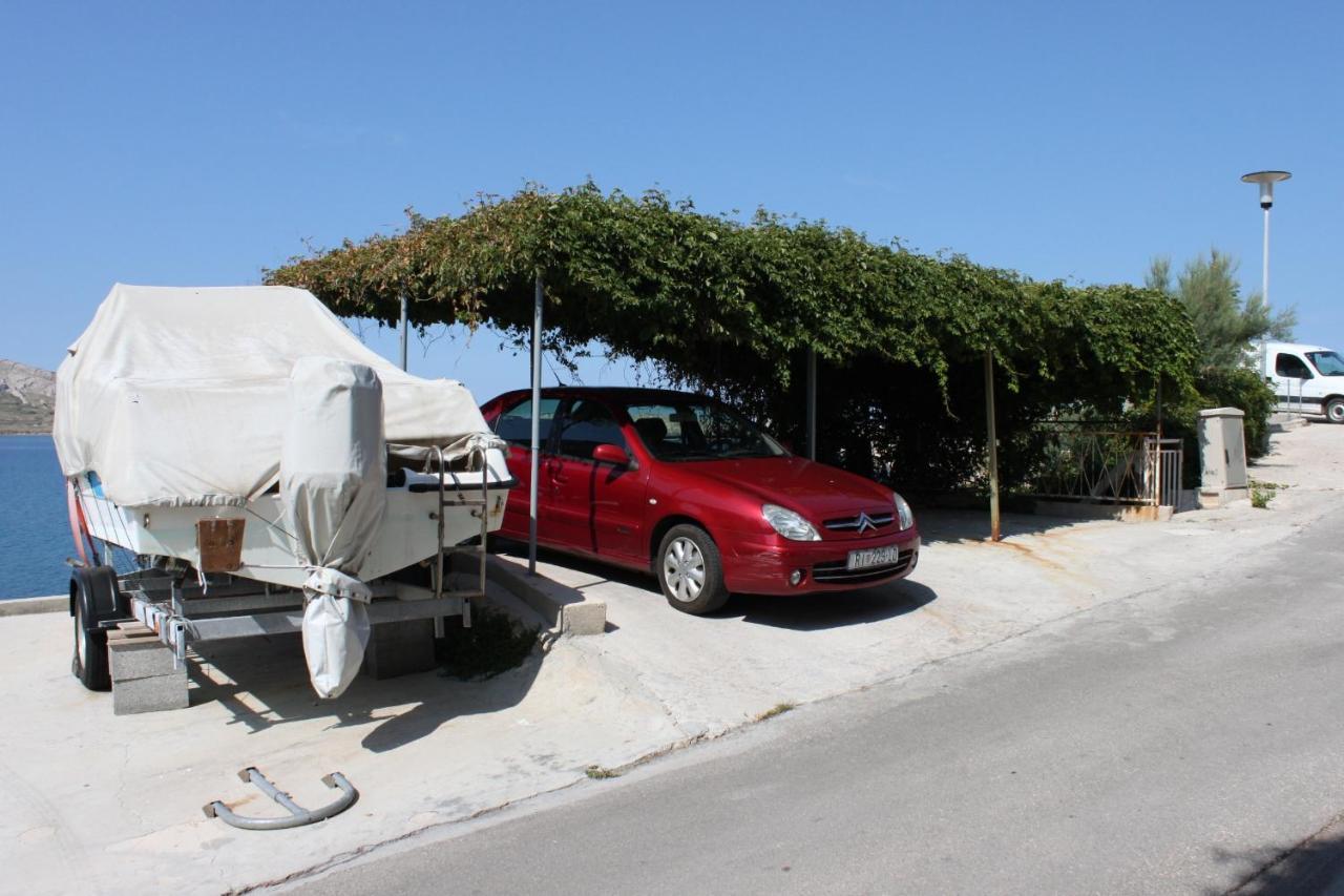 Apartments By The Sea Zubovici, Pag - 6394 Exteriör bild